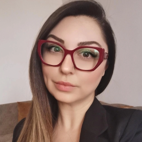Айла Нуритин